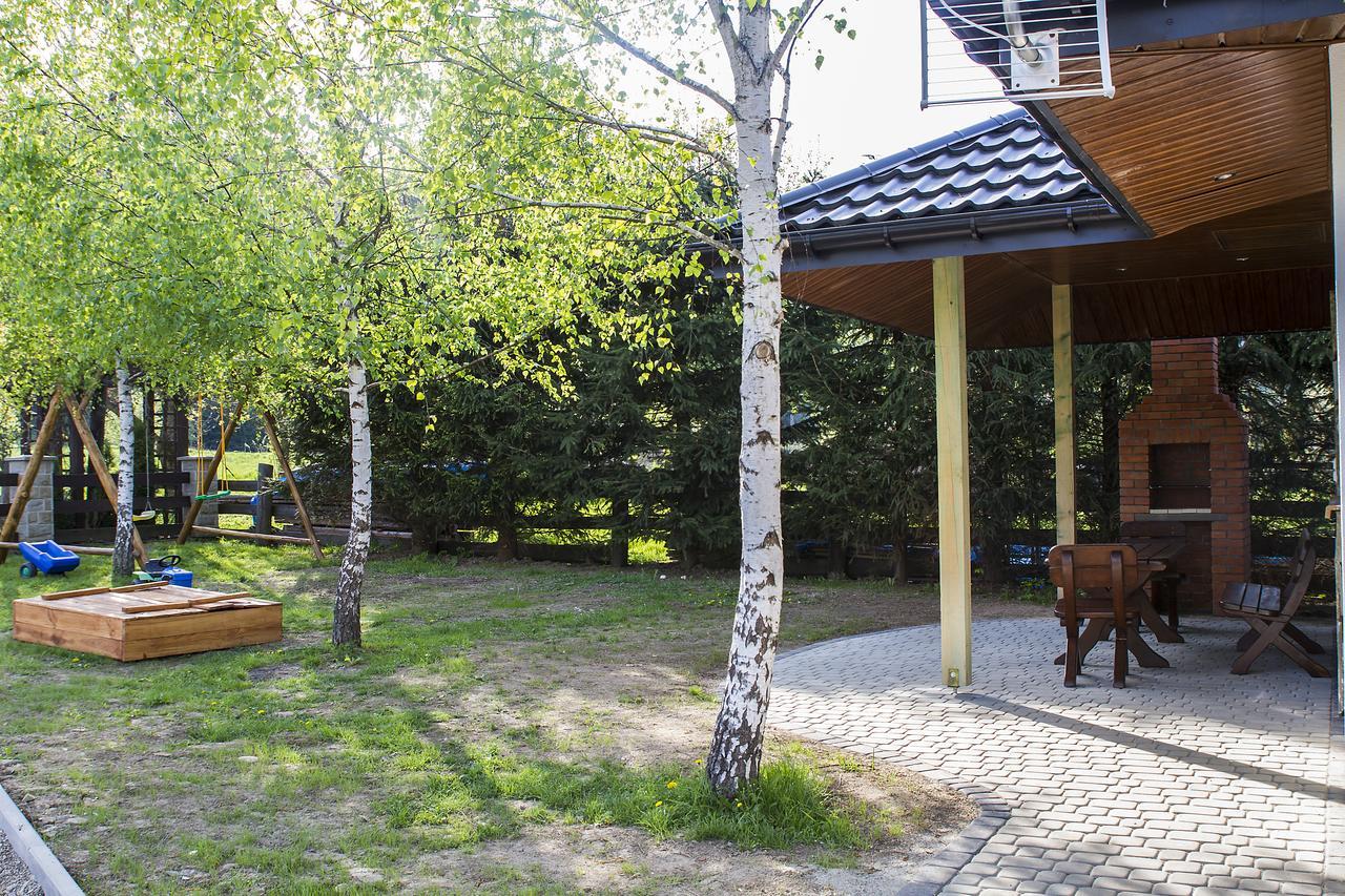 "Miedzy Gruszka A Sanem" Appartement Lesko Buitenkant foto