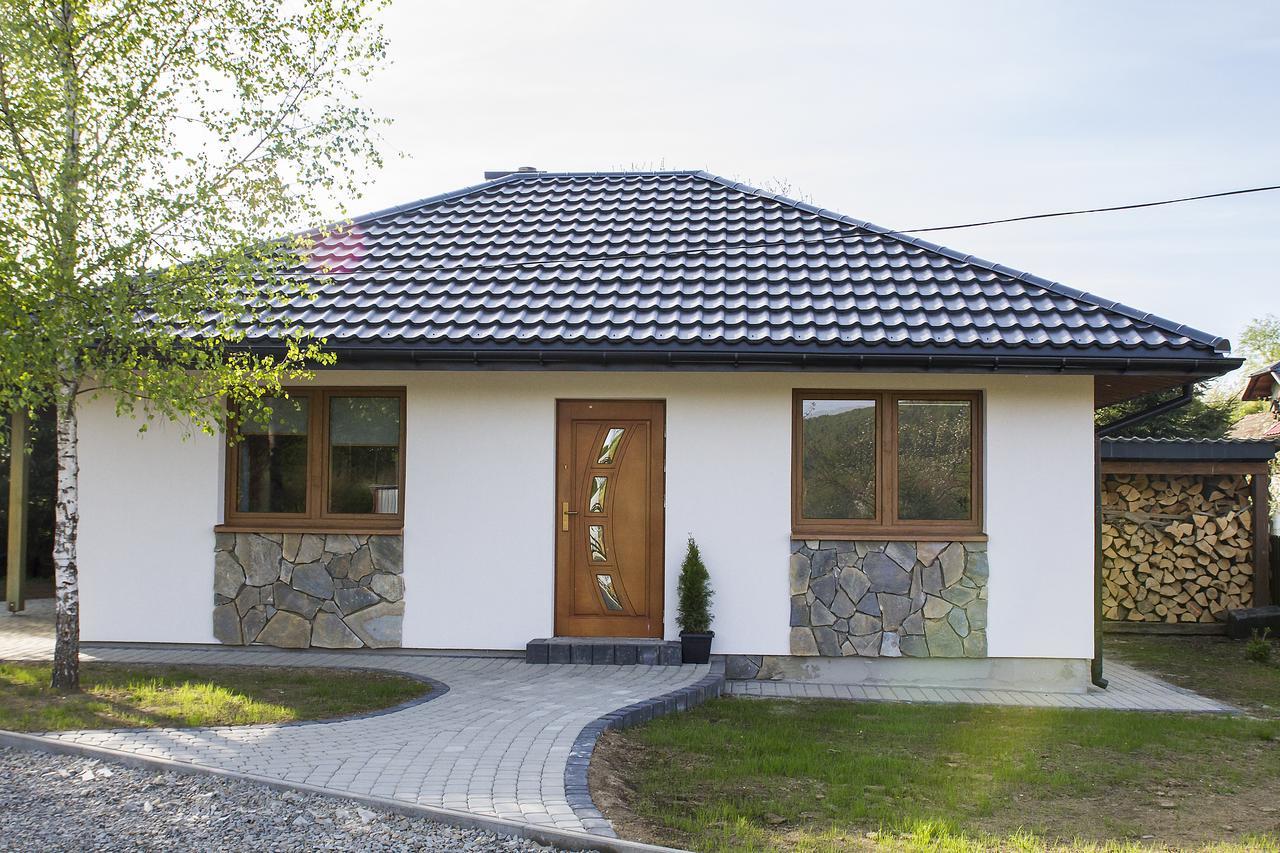 "Miedzy Gruszka A Sanem" Appartement Lesko Buitenkant foto